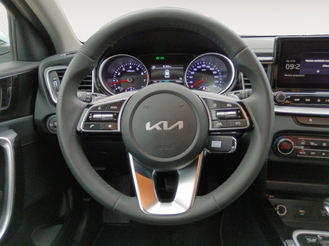 Kia Ceed 1.5 MHEV Tech DCT - foto 7