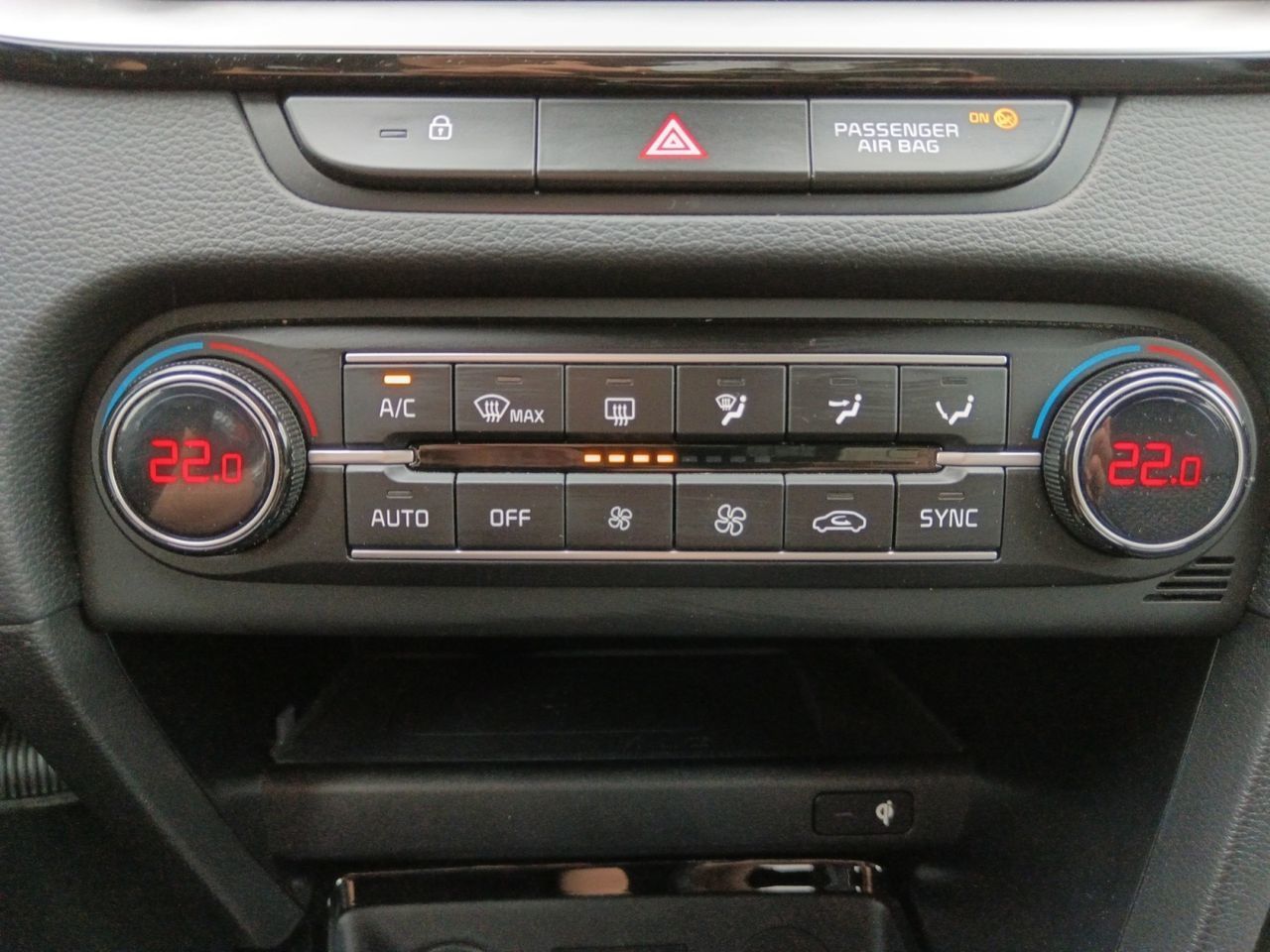 Kia Ceed 1.5 MHEV Tech DCT - foto 18