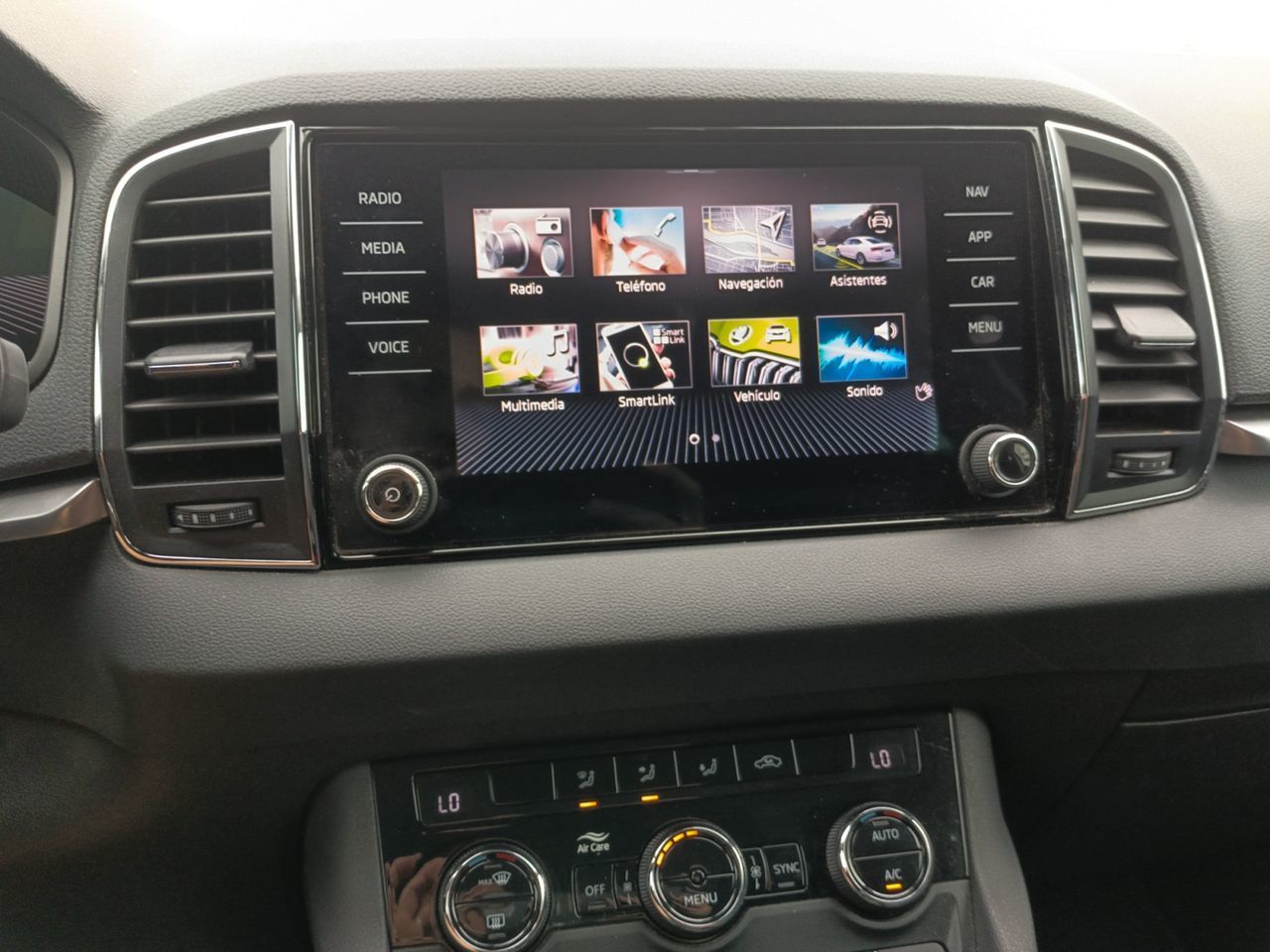 Škoda Karoq 2.0 TDI Selection - foto 14
