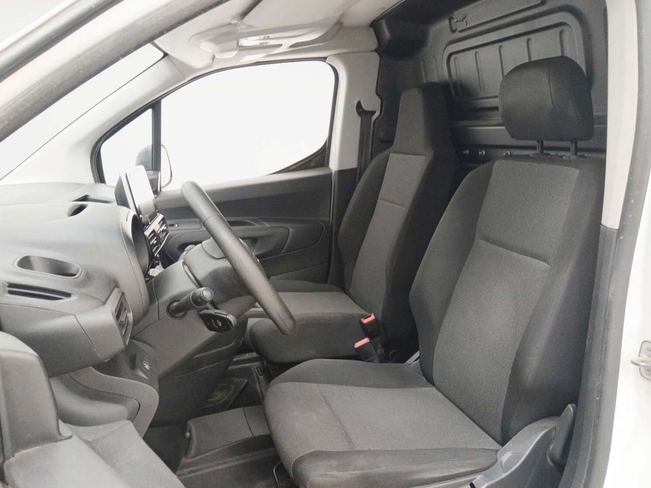 Citroën Berlingo Furgon BlueHDi 130 Talla M Club Dangel 4x4 - foto 11