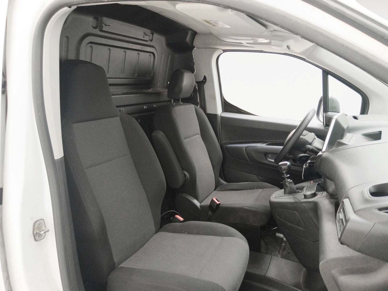 Citroën Berlingo Furgon BlueHDi 130 Talla M Club Dangel 4x4 - foto 12