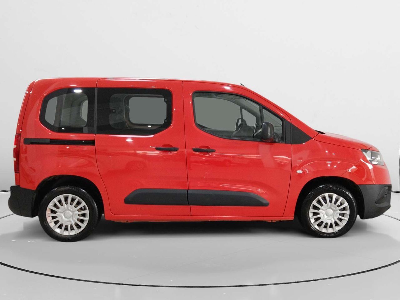 Toyota Proace City 1.5D GX Plus Combi L1 - foto 2