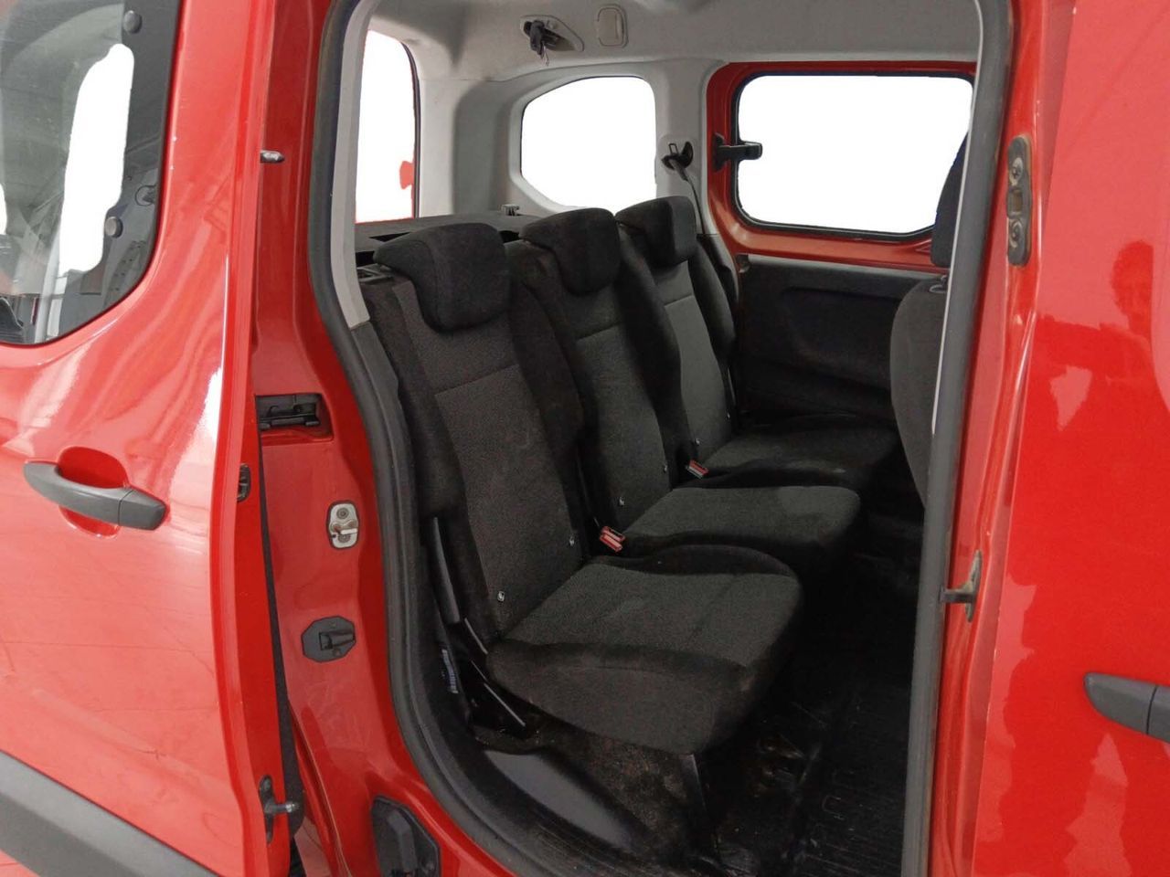 Toyota Proace City 1.5D GX Plus Combi L1 - foto 13