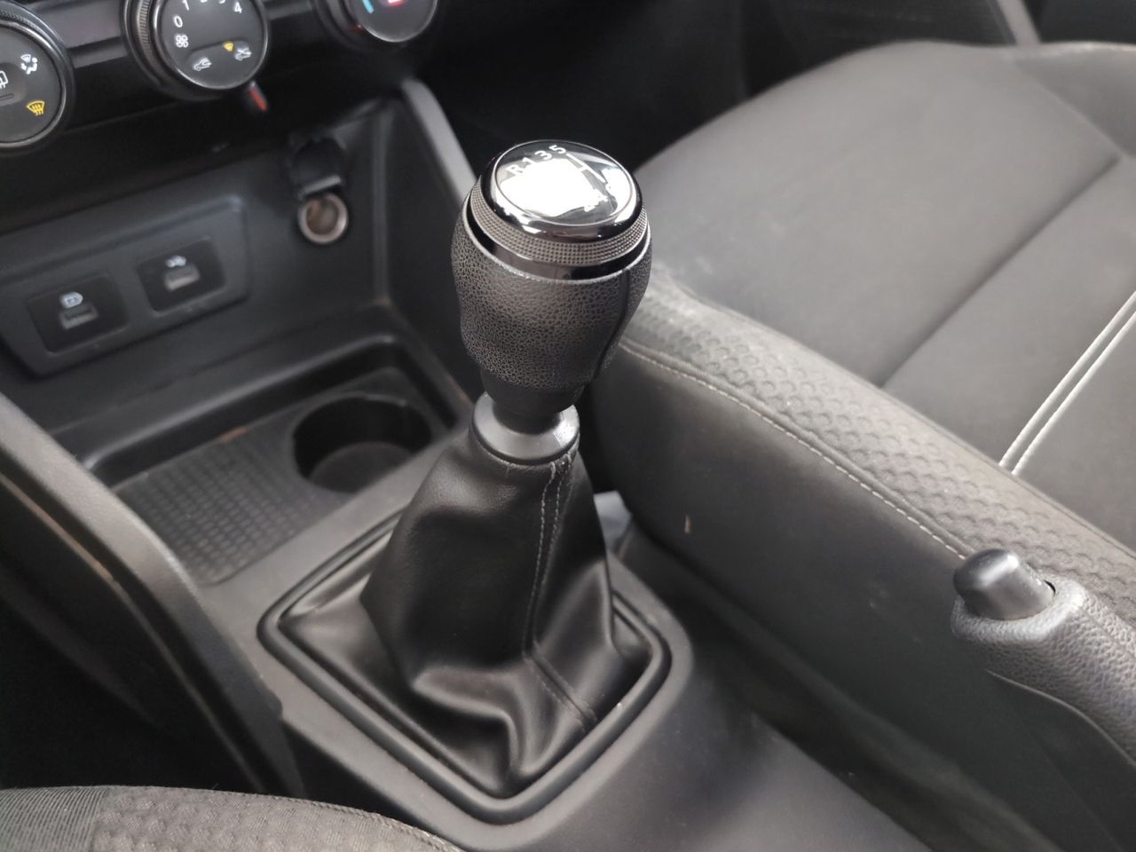 Dacia Duster Expression Blue dCi 4x4 - foto 15