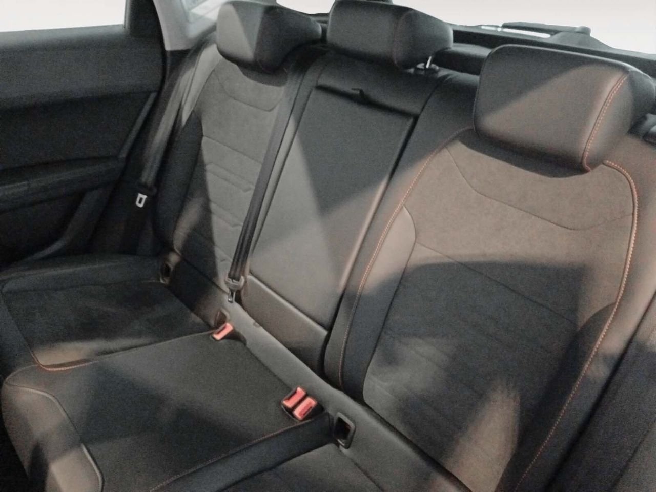 SEAT Ateca 1.5 TSI FR Special Edition DSG - foto 9
