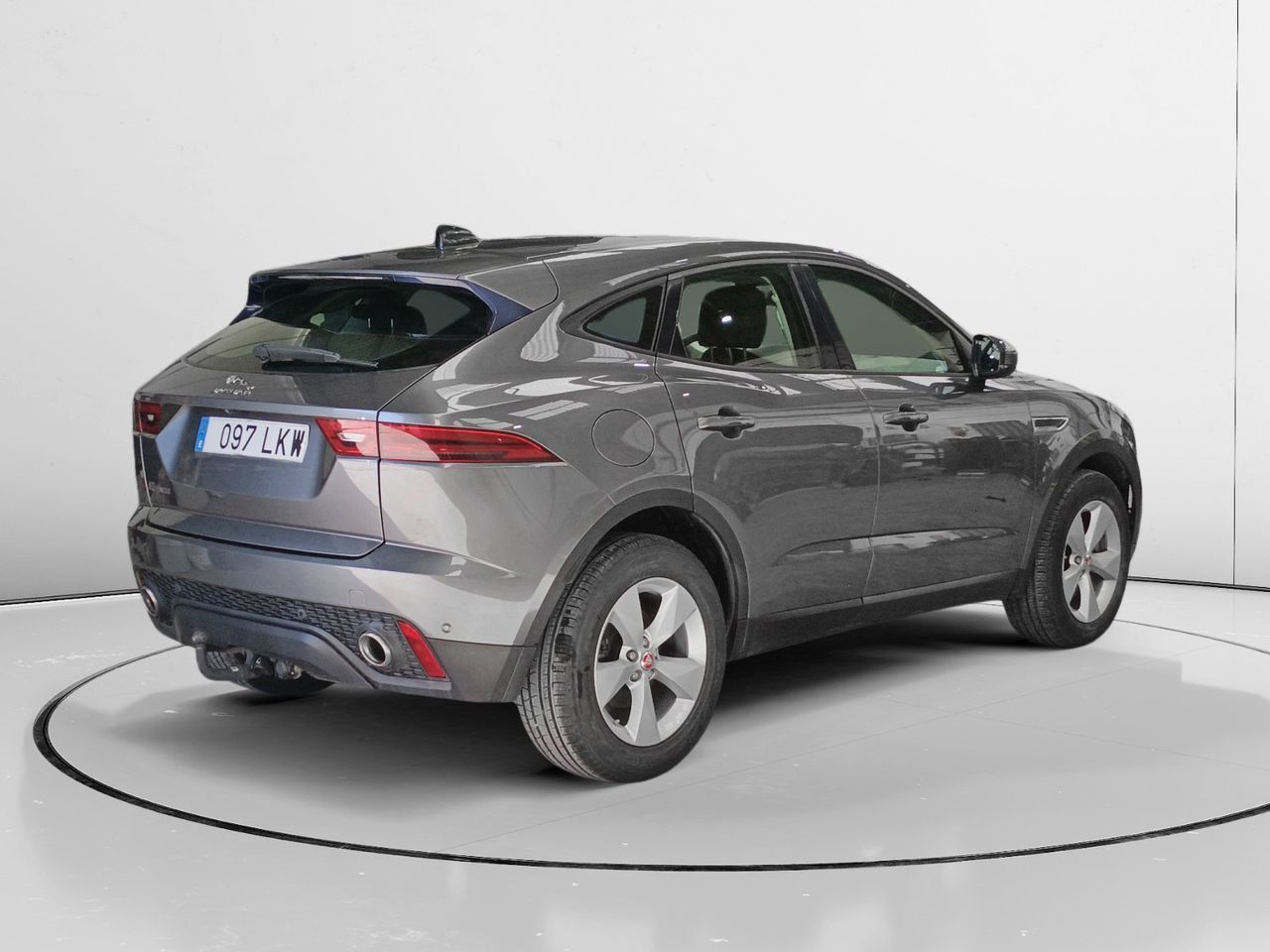 Jaguar E-Pace 2.0D 4WD - foto 2