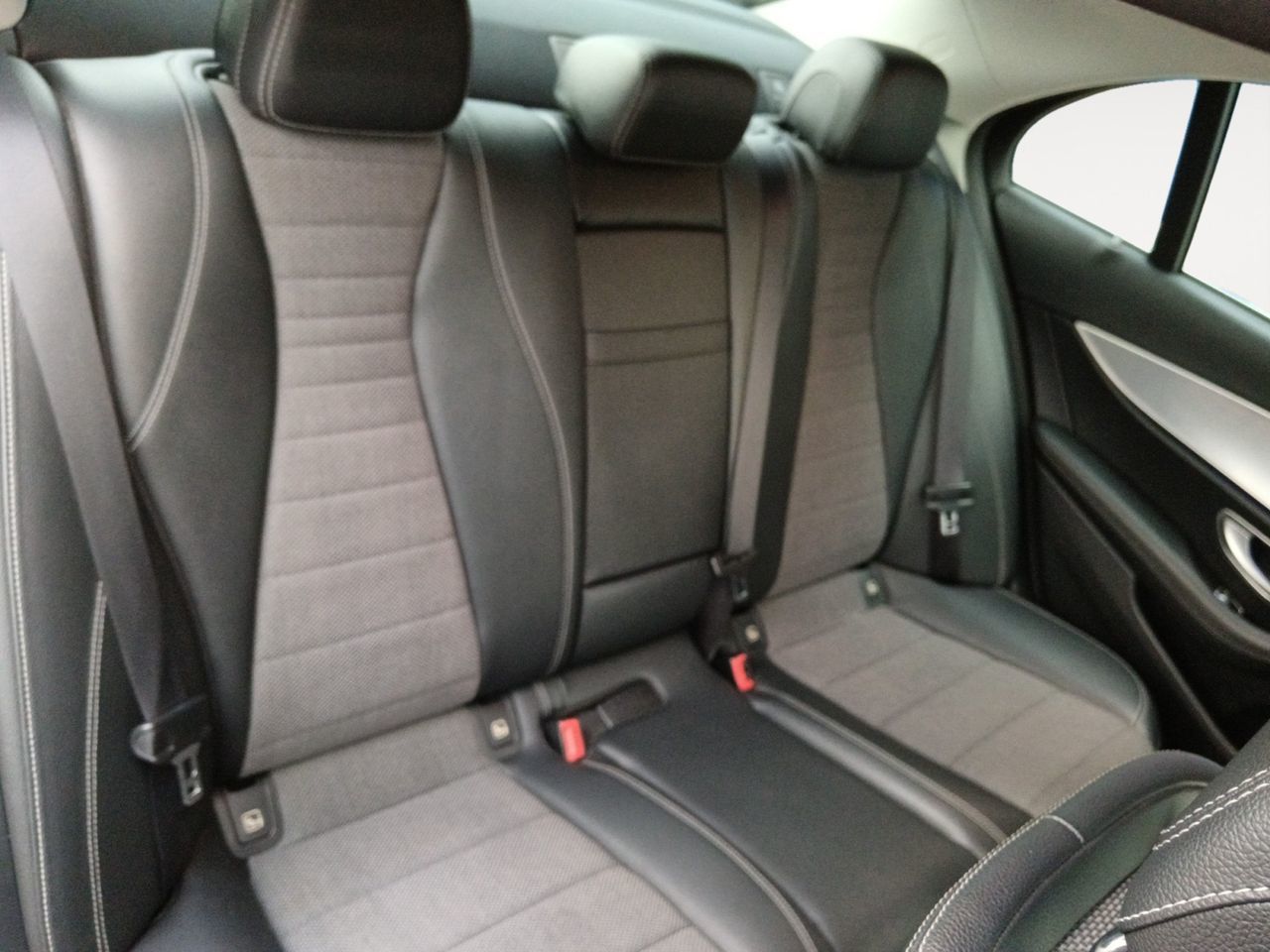 Mercedes-Benz Clase E E 300 de - foto 10