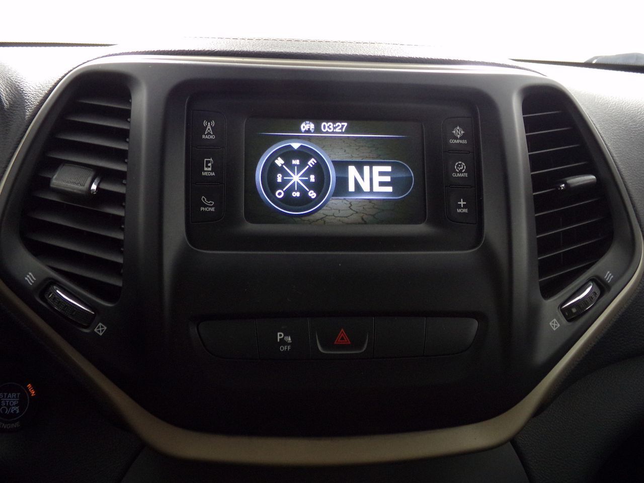 Jeep Cherokee 2.0 CRD Longitude 4x4 Ac.D.I - foto 15