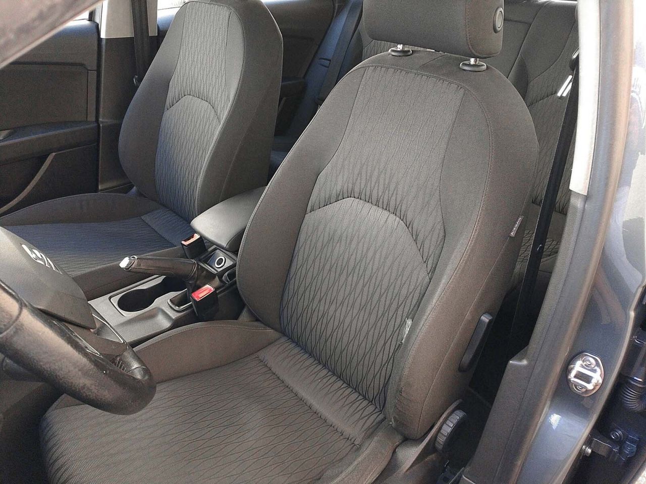 SEAT León 1.6 TDI Style - foto 21