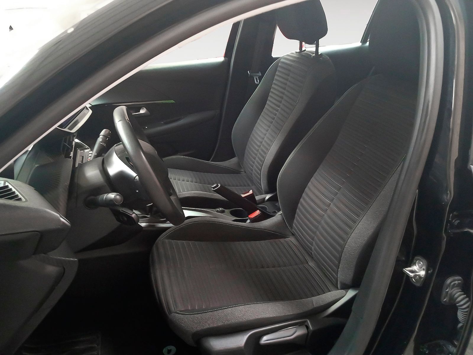Peugeot 208 PureTech 100 Active - foto 11