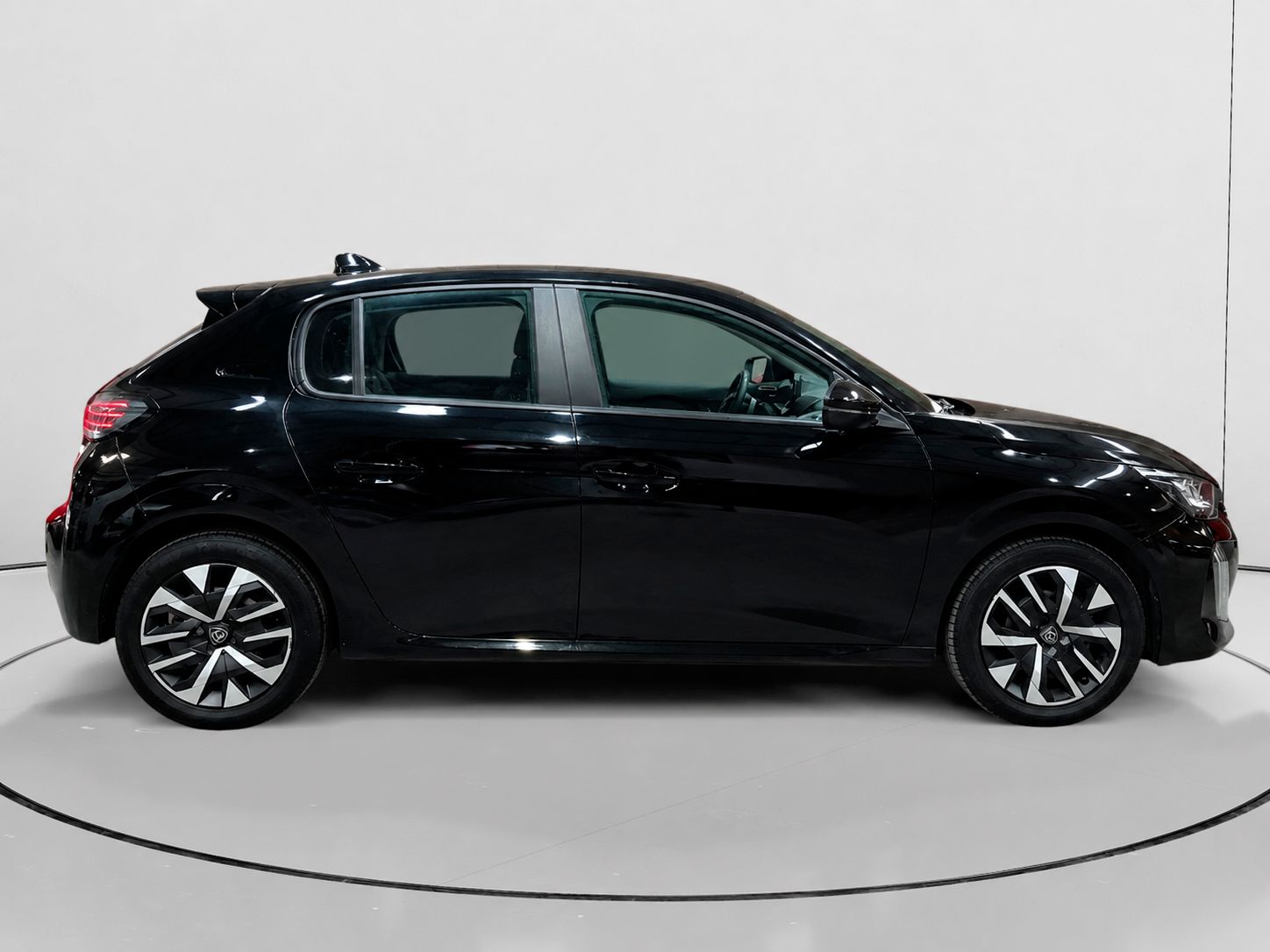 Peugeot 208 PureTech 100 Active - foto 2