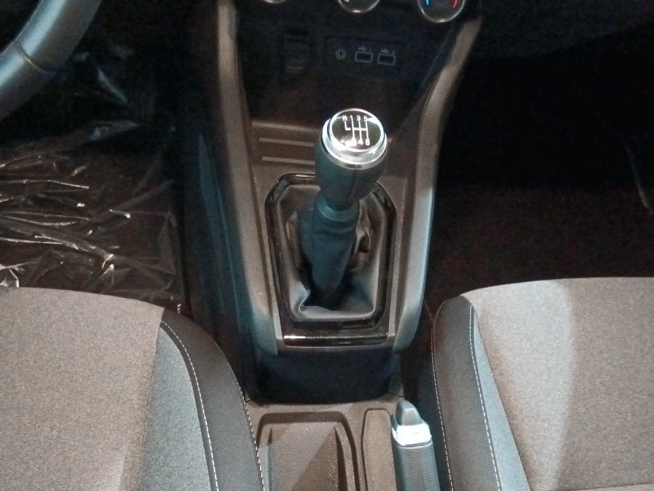 Renault Clio Evolution dCi - foto 12