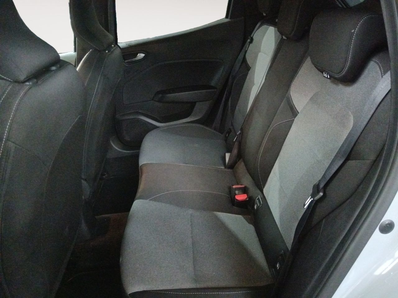 Renault Clio Evolution dCi - foto 9