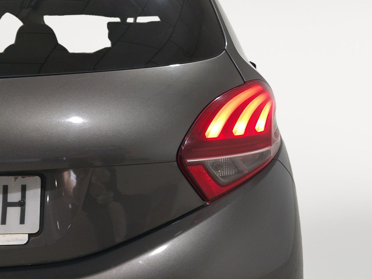 Peugeot 208 PureTech 82 Style - foto 17