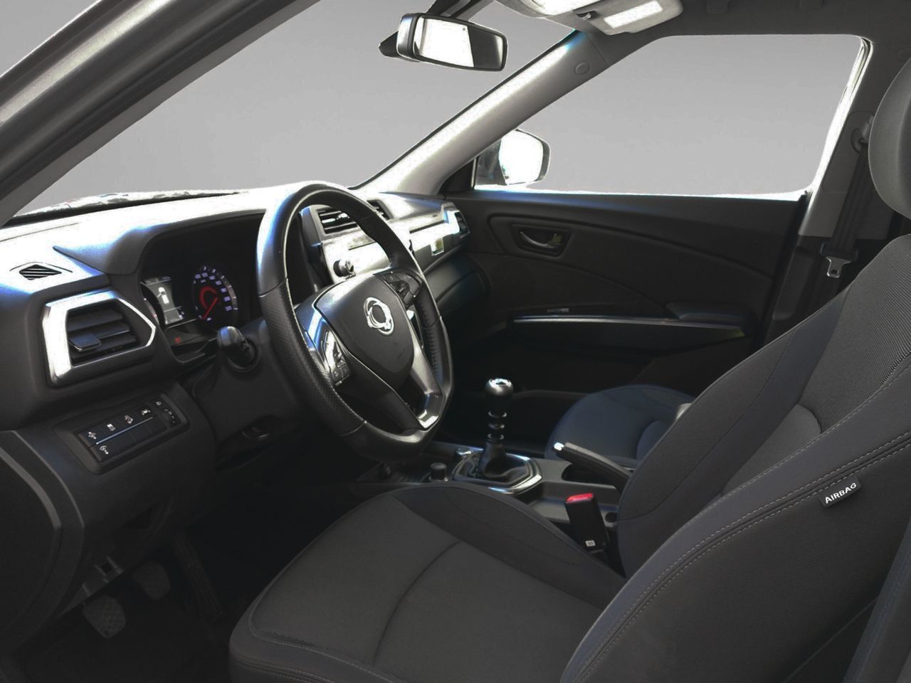 SsangYong Tivoli G15T LP Urban Plus - foto 8