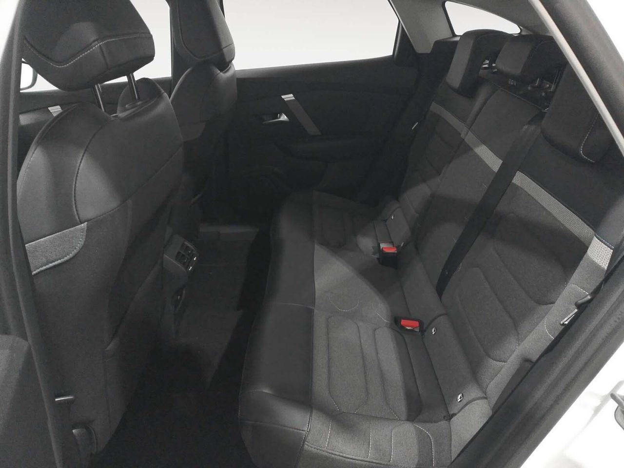 Citroën C4 BlueHDi 110 Feel Pack - foto 11