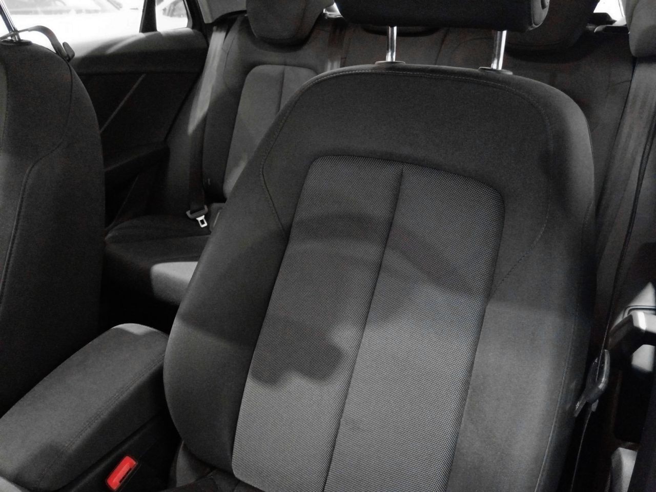 Audi Q2 Advanced 30 TFSI - foto 20