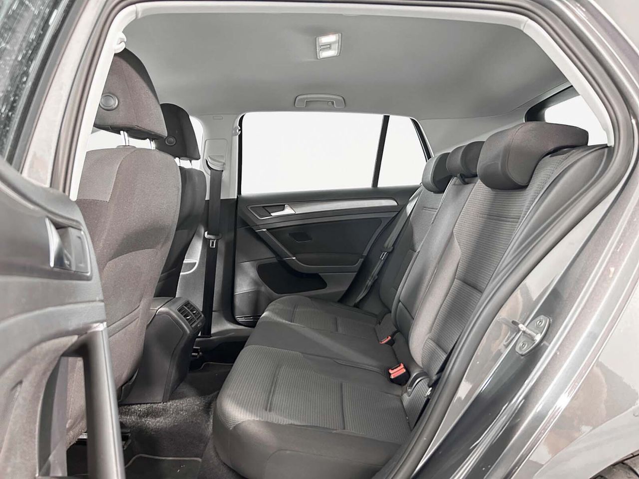 Volkswagen Golf Advance 1.6 TDI DSG - foto 12
