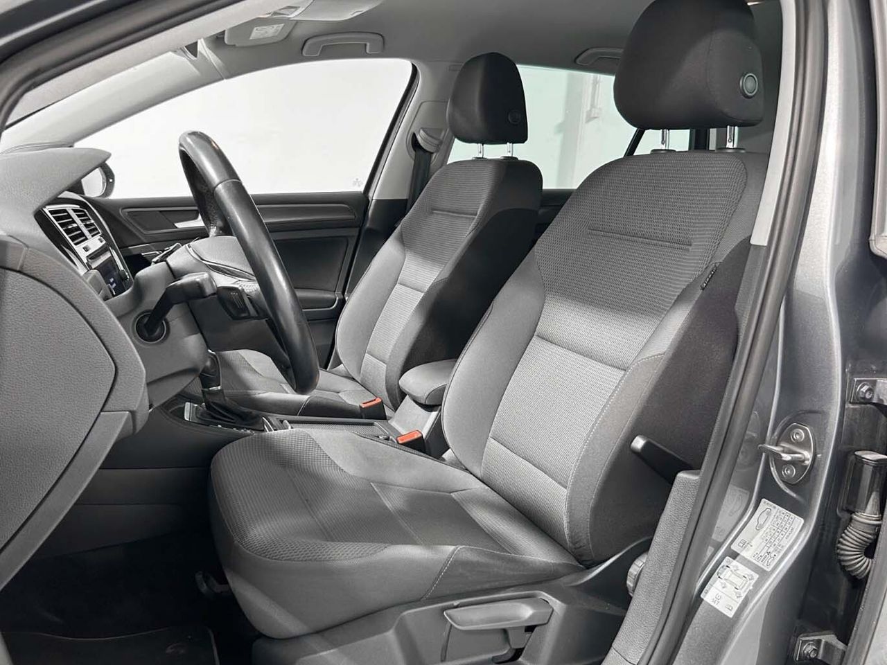 Volkswagen Golf Advance 1.6 TDI DSG - foto 22