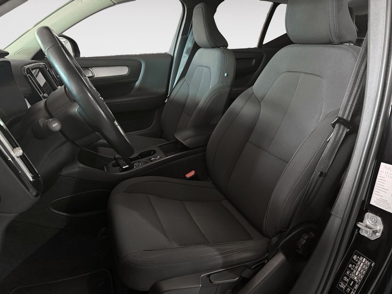 Volvo XC40 T4 Twin Recharge Inscription Expression - foto 11