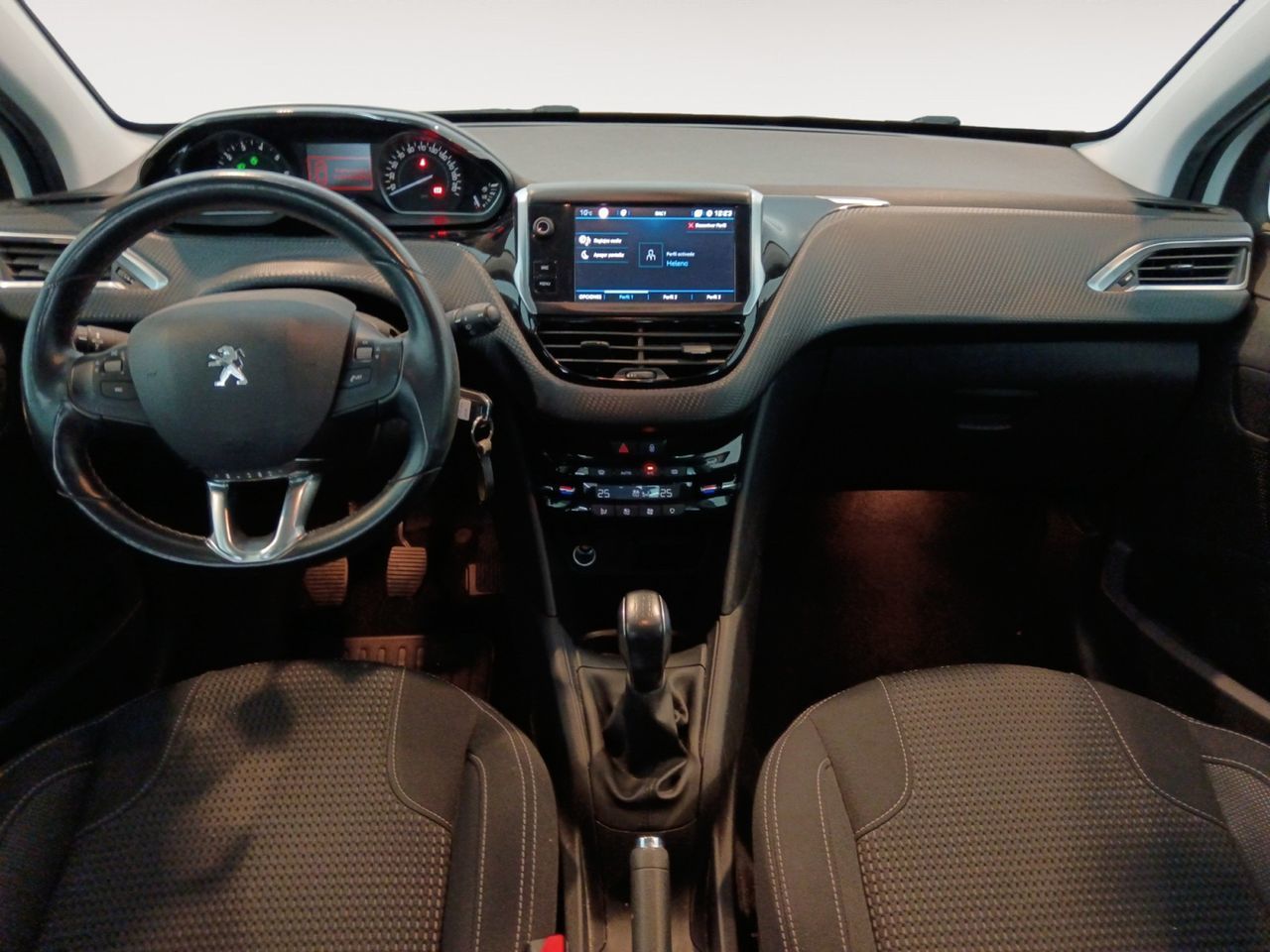 Peugeot 208 1.2L PureTech Allure - foto 6
