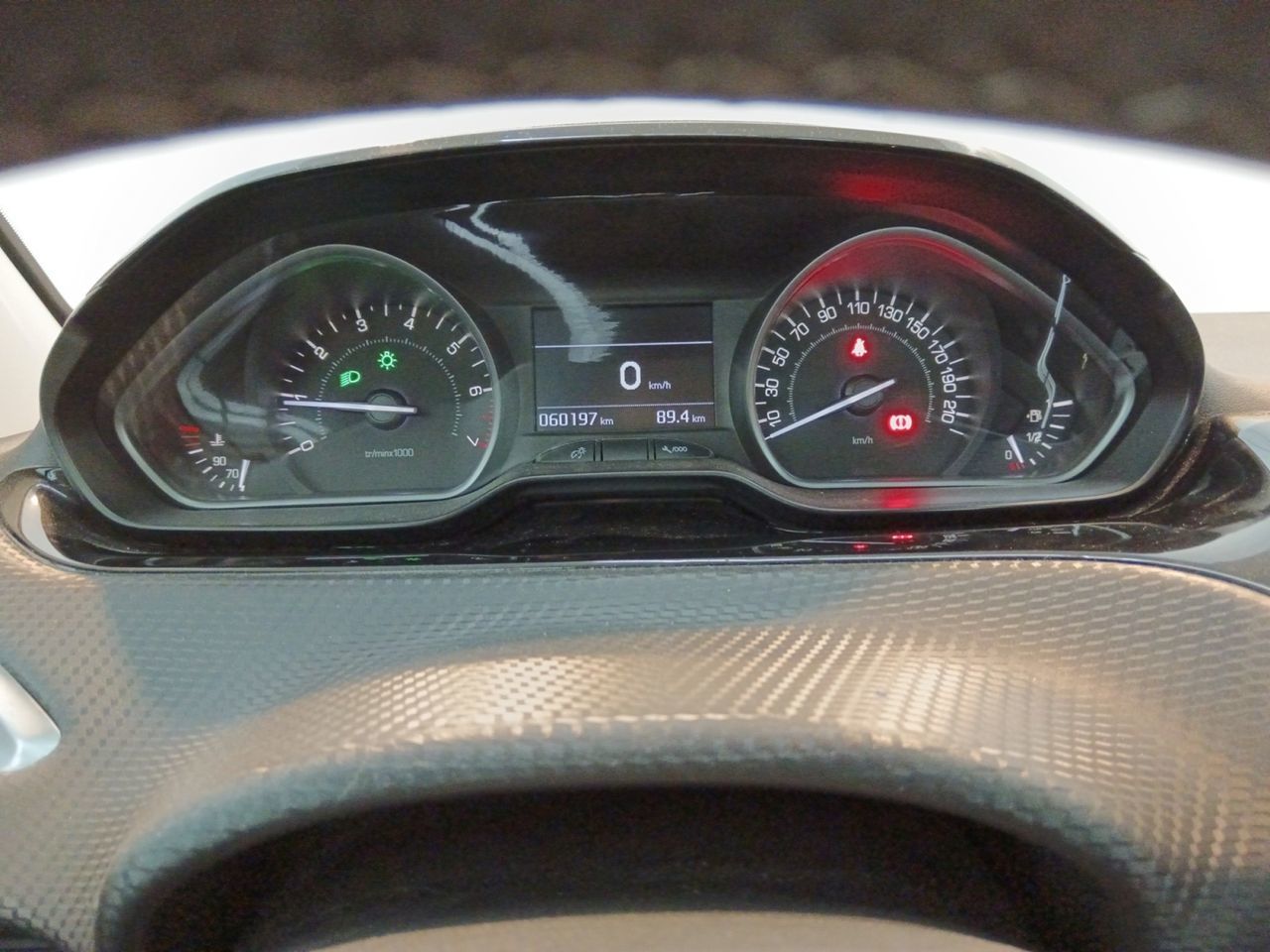 Peugeot 208 1.2L PureTech Allure - foto 14