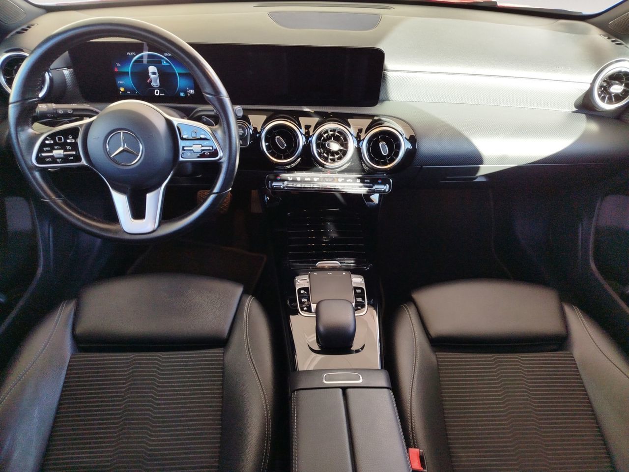 Mercedes-Benz Clase A 200 d - foto 7