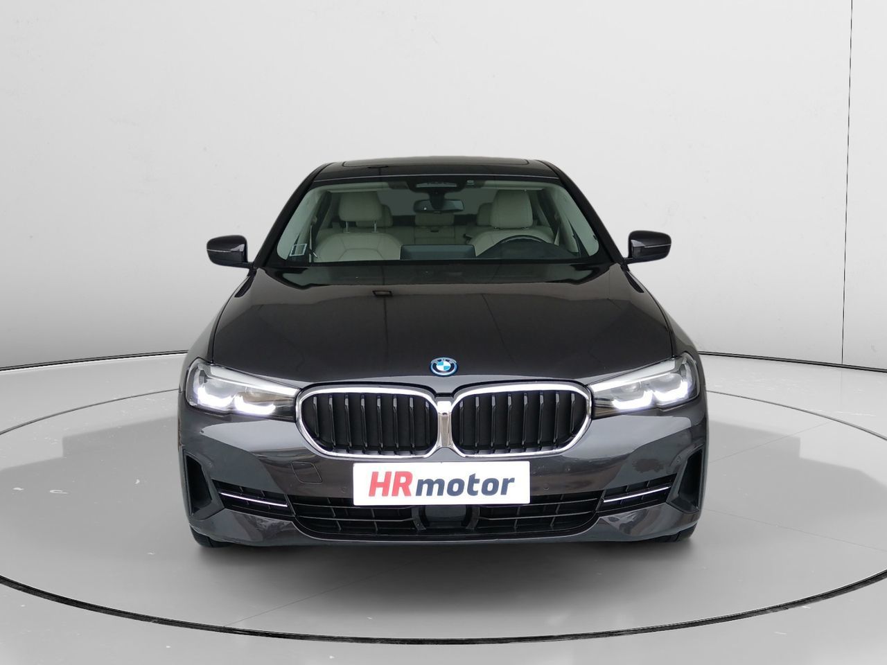 BMW Serie 5 530e - foto 5