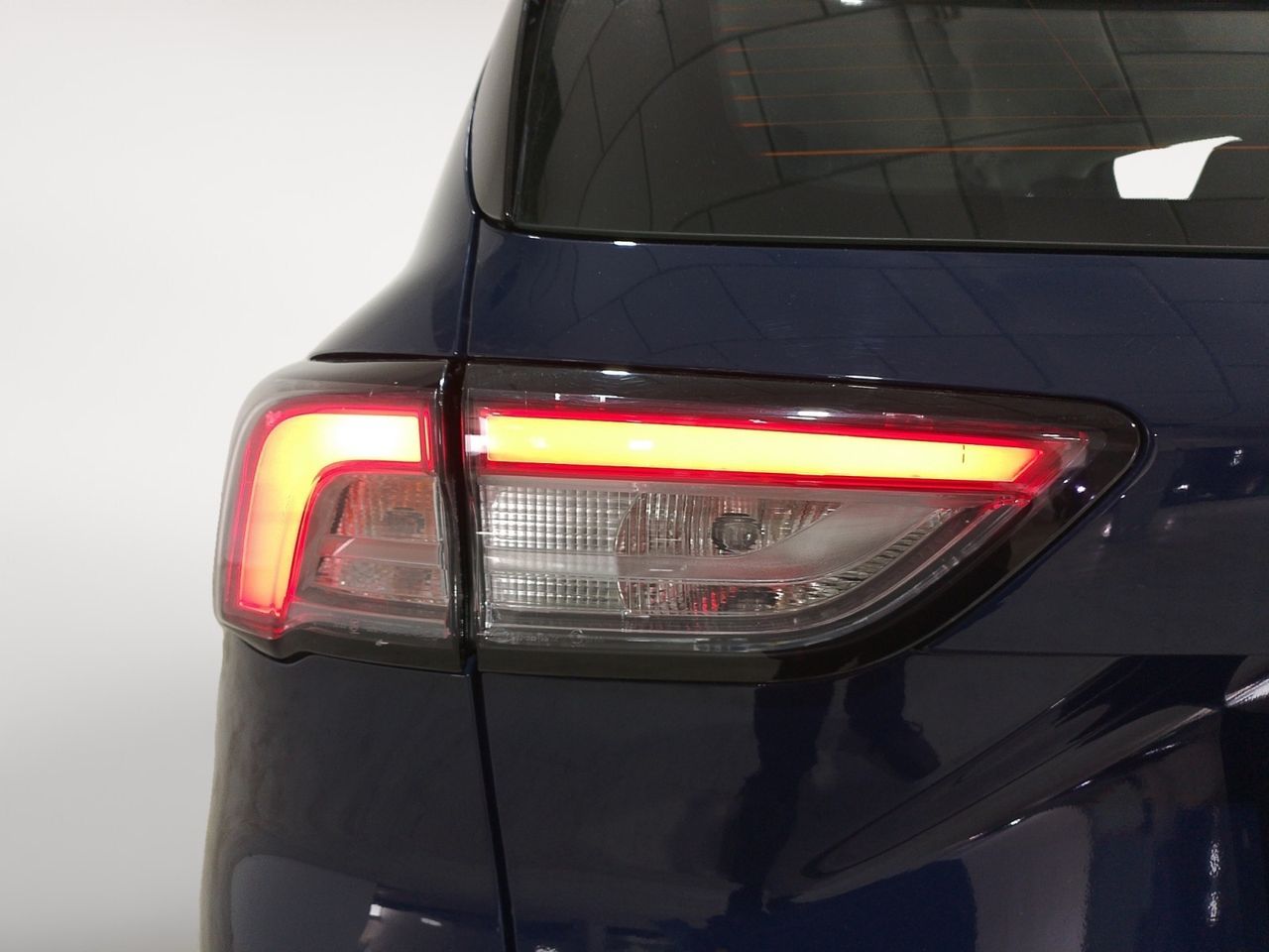 Ford Kuga 1.5 EcoBoost Titanium 4x2 - foto 19
