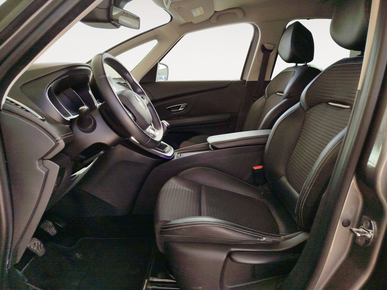 Renault Scénic Zen TCe - foto 9