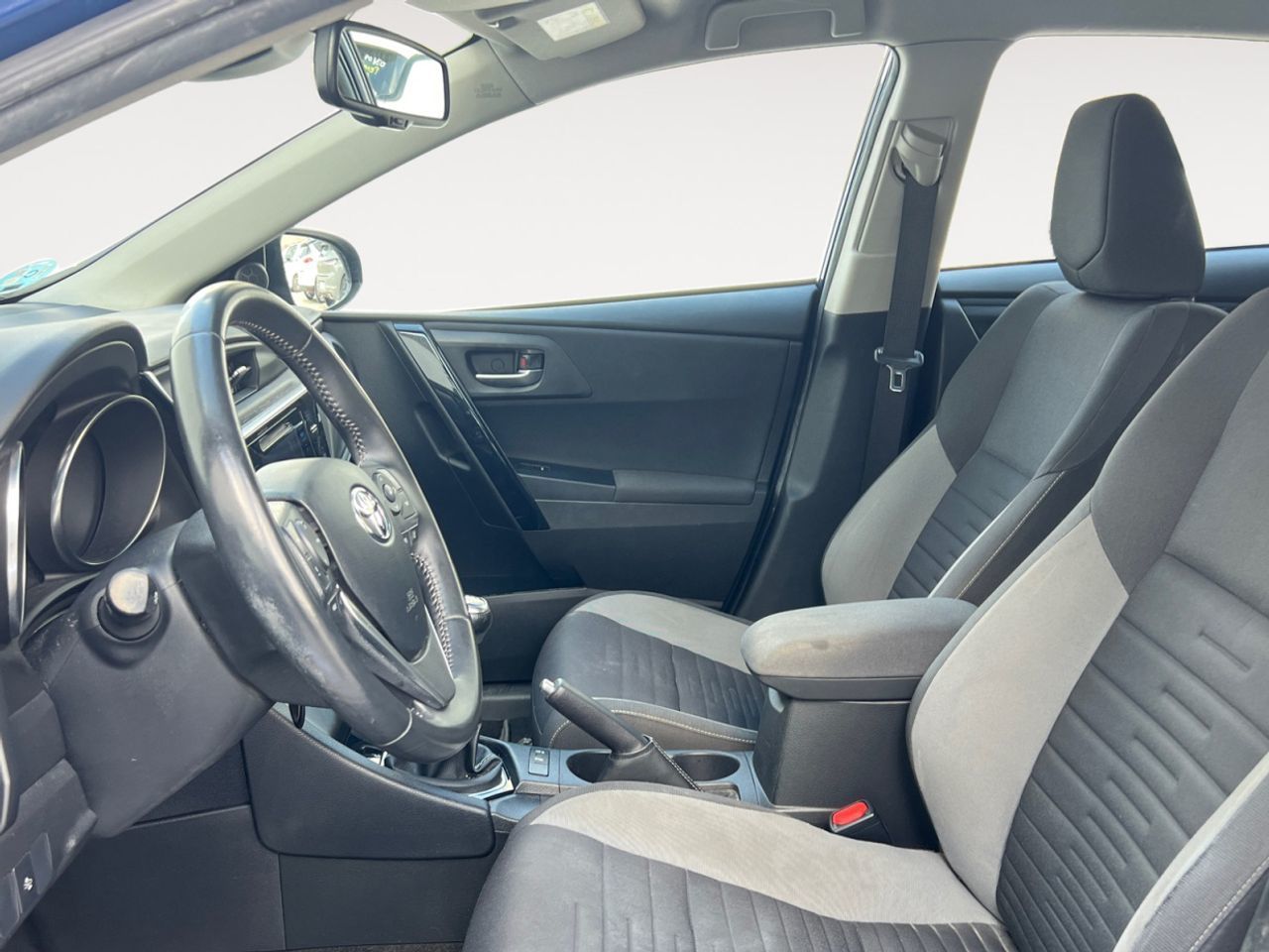 Toyota Auris 120T Active (Business Plus) - foto 9