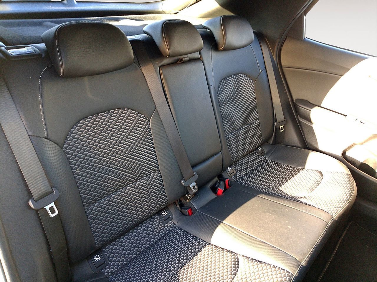 Kia XCeed 1.5 MHEV Tech DCT - foto 10