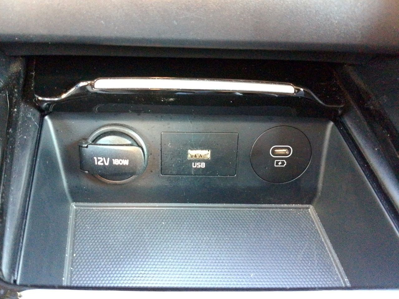 Kia XCeed 1.5 MHEV Tech DCT - foto 20