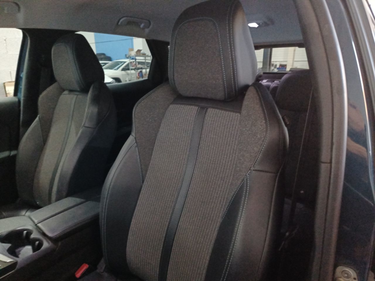 Peugeot 3008 PureTech 130 Allure - foto 21