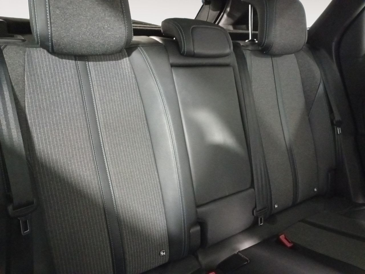 Peugeot 3008 PureTech 130 Allure - foto 10