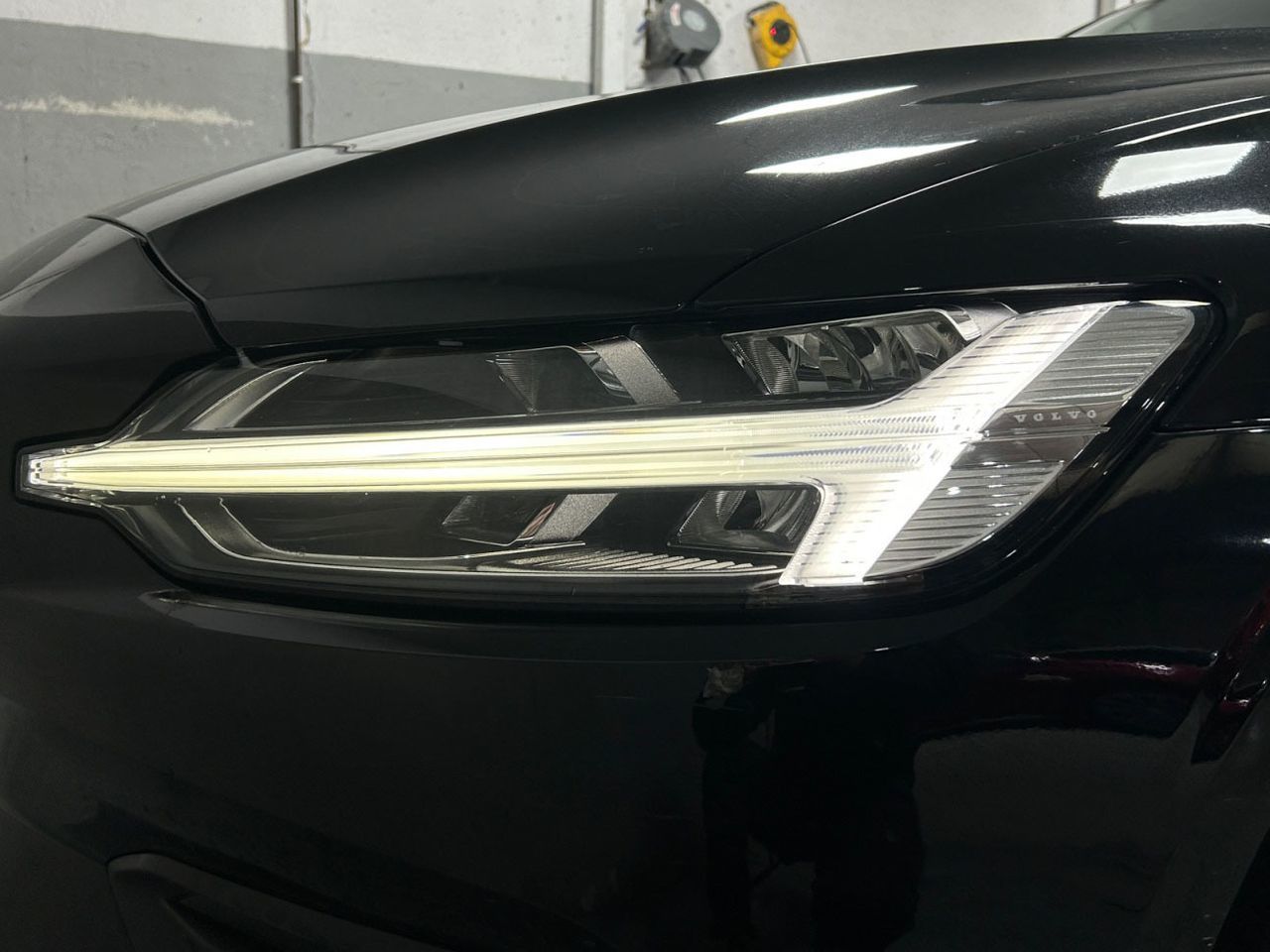 Volvo V60 B4 D Momentum Pro - foto 22