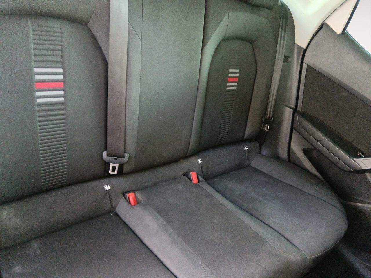 SEAT Ibiza 1.6 TDI CR FR - foto 10