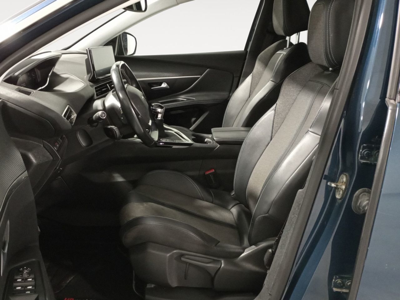 Peugeot 3008 PureTech 130 Allure - foto 9
