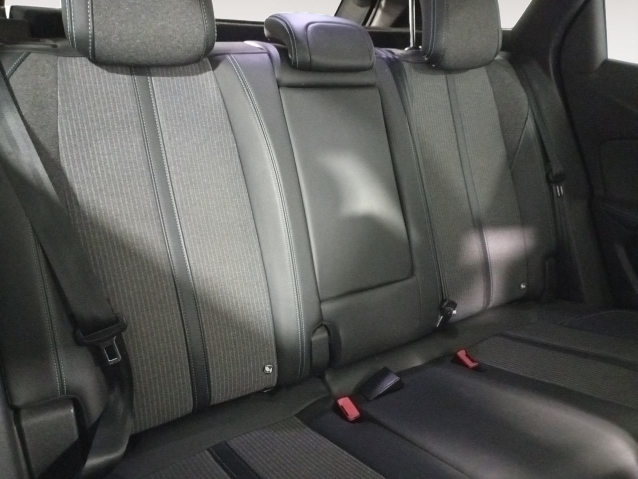 Peugeot 3008 PureTech 130 Allure - foto 10