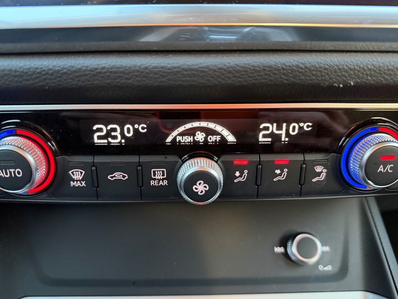 Audi Q3 Advanced 35 TDI S tronic - foto 18