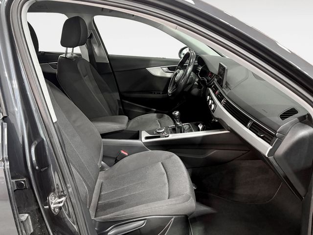 Audi A4 2.0 TDI - foto 10