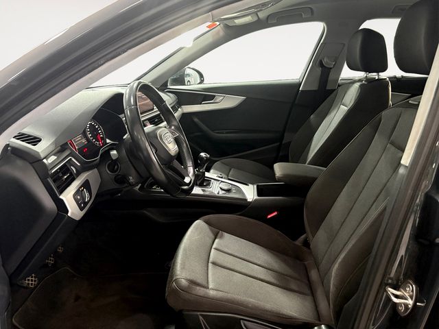 Audi A4 2.0 TDI - foto 8