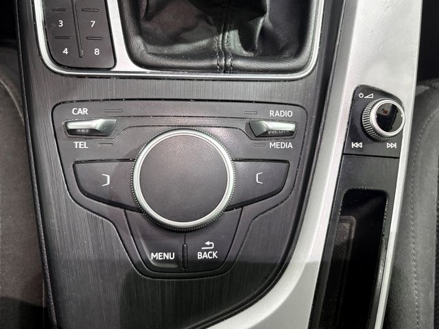 Audi A4 2.0 TDI - foto 14