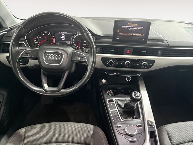 Audi A4 2.0 TDI - foto 6