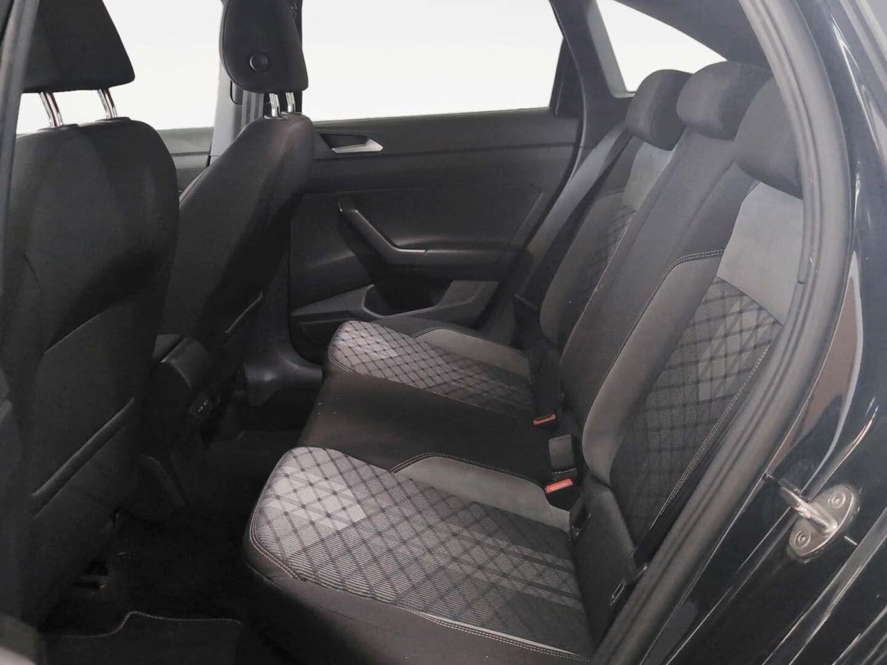 Volkswagen Taigo R-Line 1.5 TSI DSG - foto 12