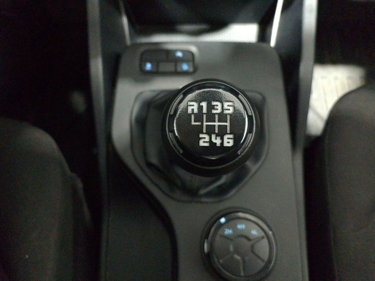 Ford Ranger Pickup 2.0 EcoBlue Doble Cabina XL 4x4 - foto 12