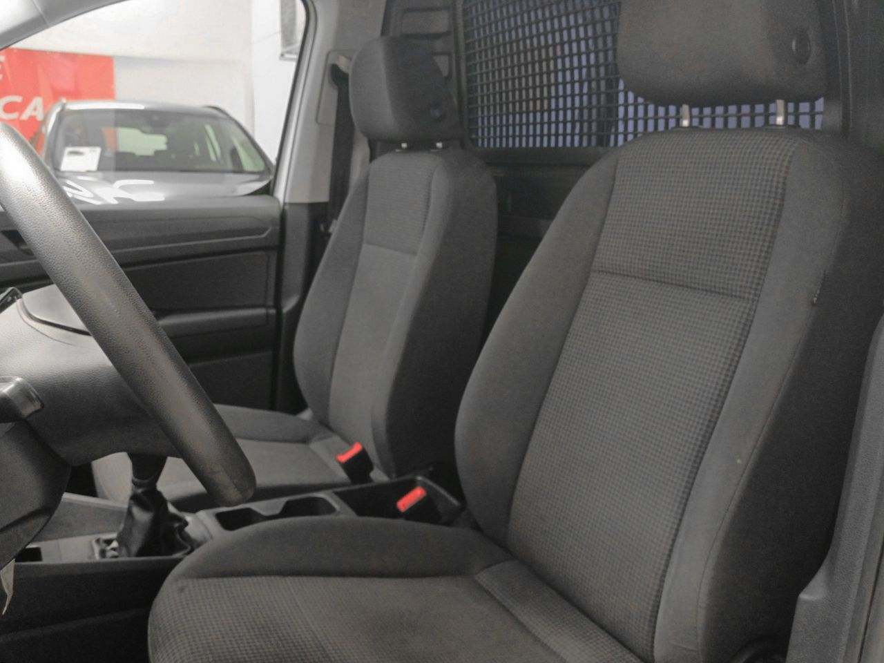 Volkswagen Caddy 2.0 TDI - foto 20
