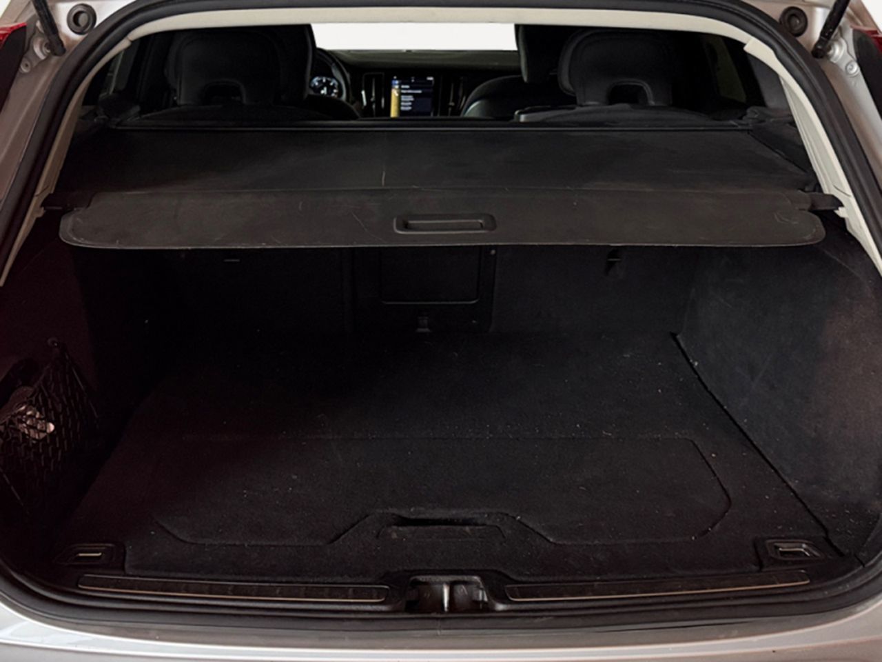 Volvo V60 B4 D Cross Country AWD - foto 12