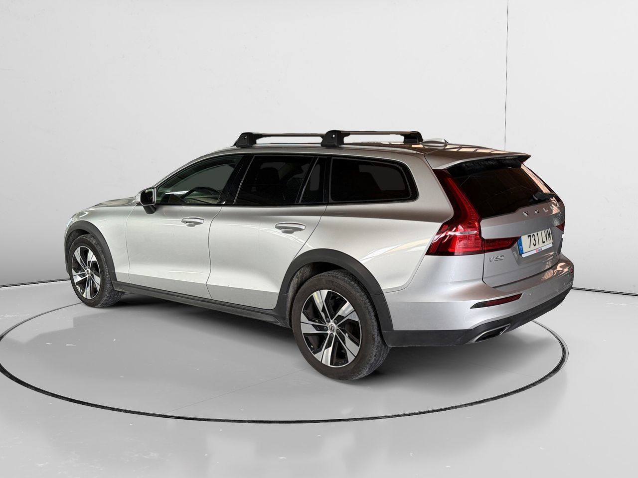 Volvo V60 B4 D Cross Country AWD - foto 4