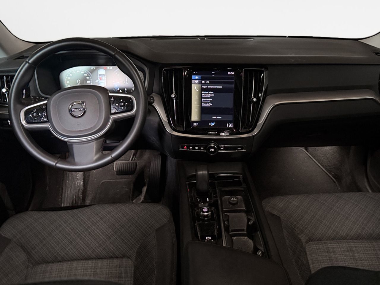 Volvo V60 B4 D Cross Country AWD - foto 7